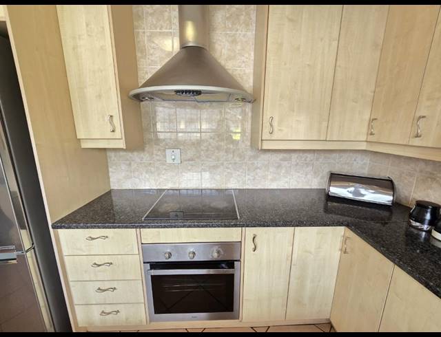 3 BEDROOM FREEHOLD FOR SALE IN BRACKENHURST